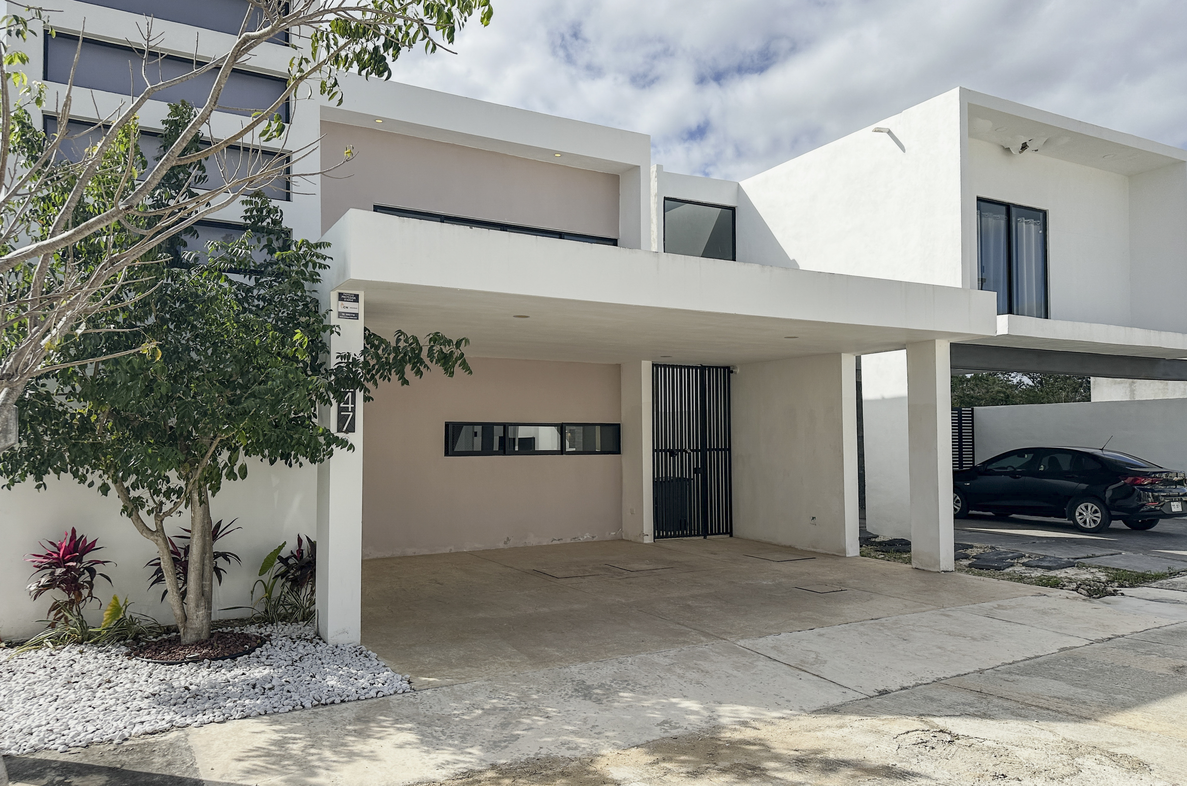 1904-Casa-en-renta-amueblada-y-equipada-en-Tamora-Conkal-al-norte-de-Merida (2).jpg